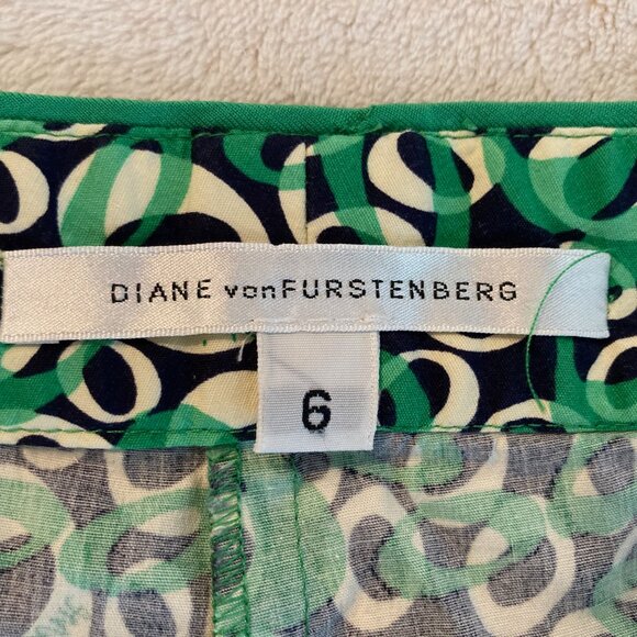 Vintage Diane Von Furstenberg shorts - Picture 6 of 6